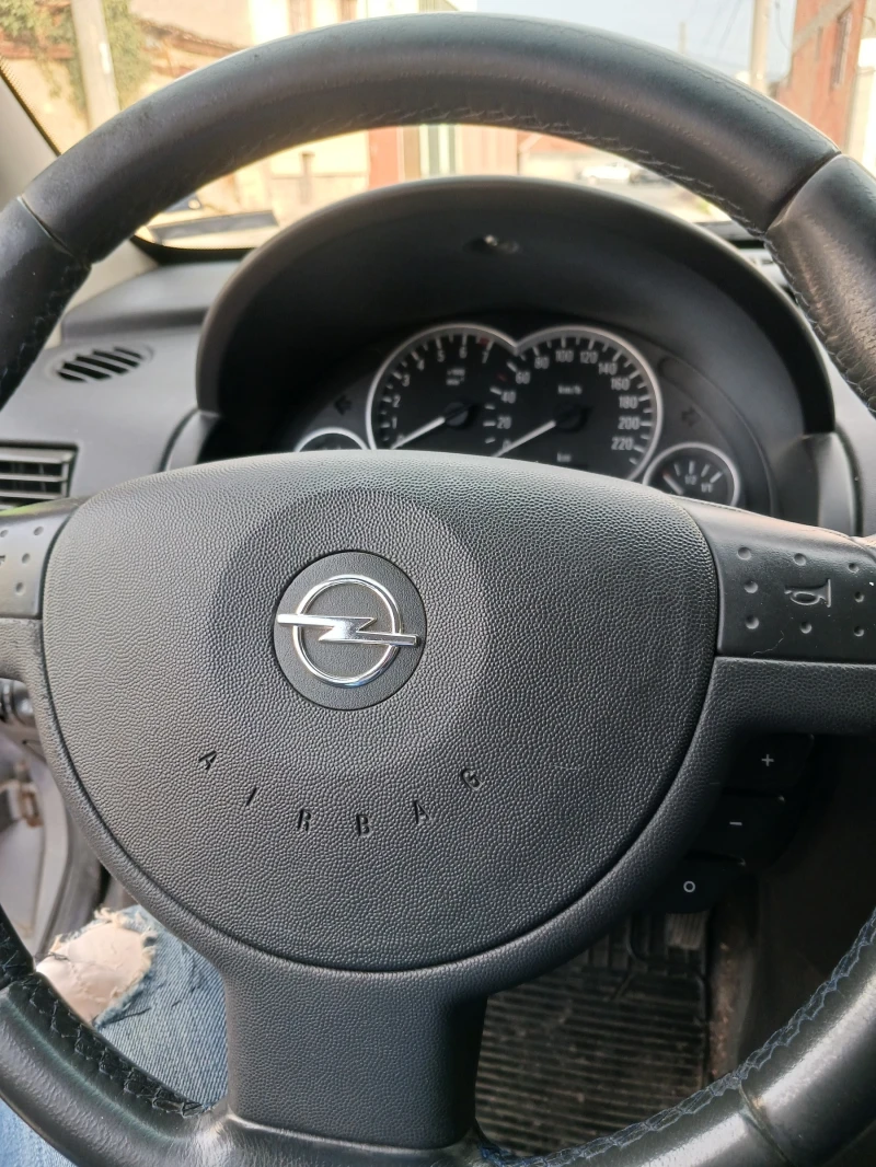 Opel Corsa C, снимка 4 - Автомобили и джипове - 48538829