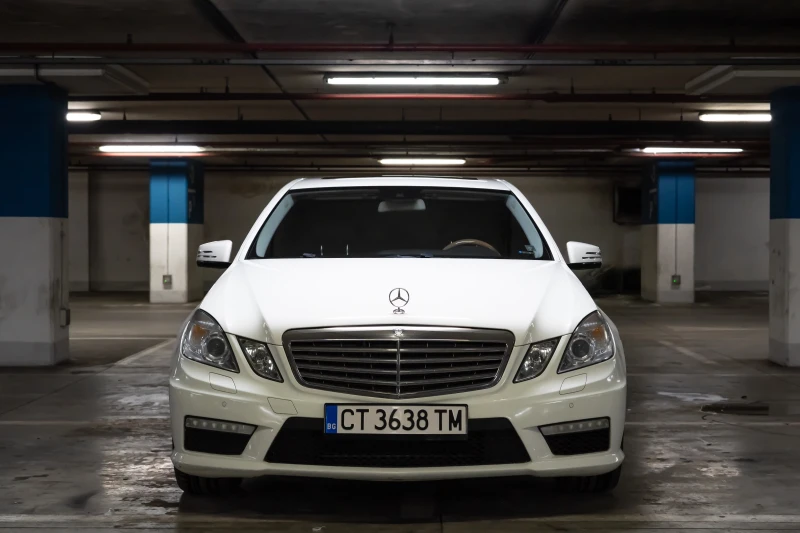 Mercedes-Benz E 350  AMG | 3.5 V6 | 306 к.с. | 7G-T, снимка 1 - Автомобили и джипове - 49269394