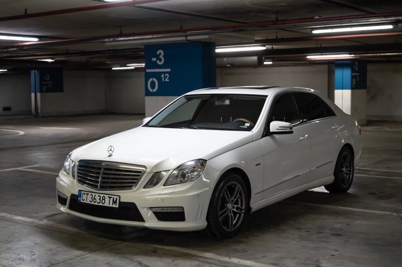 Mercedes-Benz E 350  AMG | 3.5 V6 | 306 к.с. | 7G-T, снимка 3 - Автомобили и джипове - 49269394