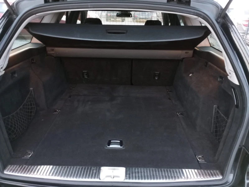 Mercedes-Benz E 250 4Matic, снимка 10 - Автомобили и джипове - 52850781