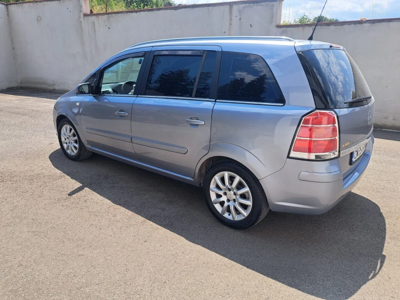 Opel Zafira, снимка 7 - Автомобили и джипове - 52772954