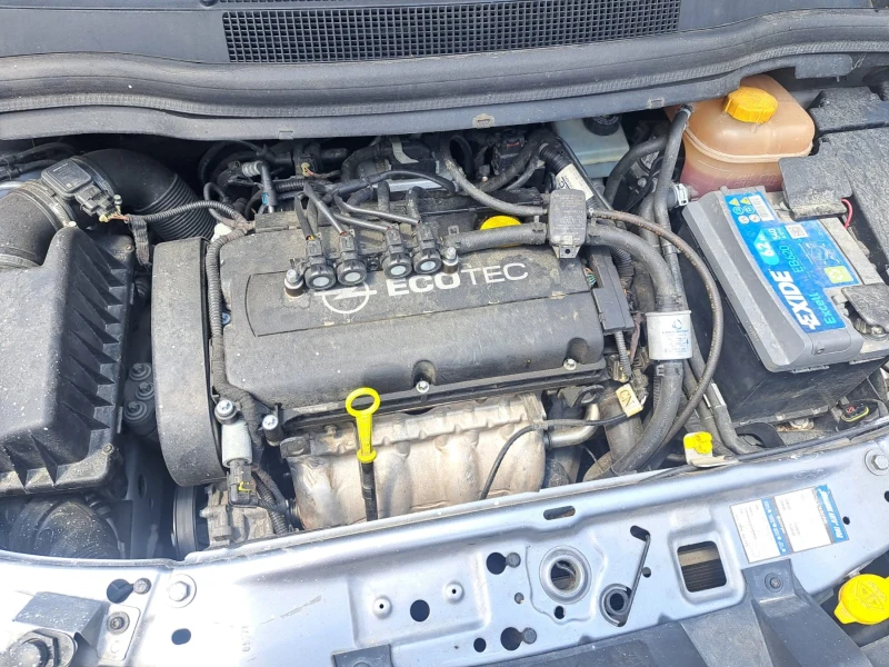 Opel Zafira, снимка 16 - Автомобили и джипове - 52772954