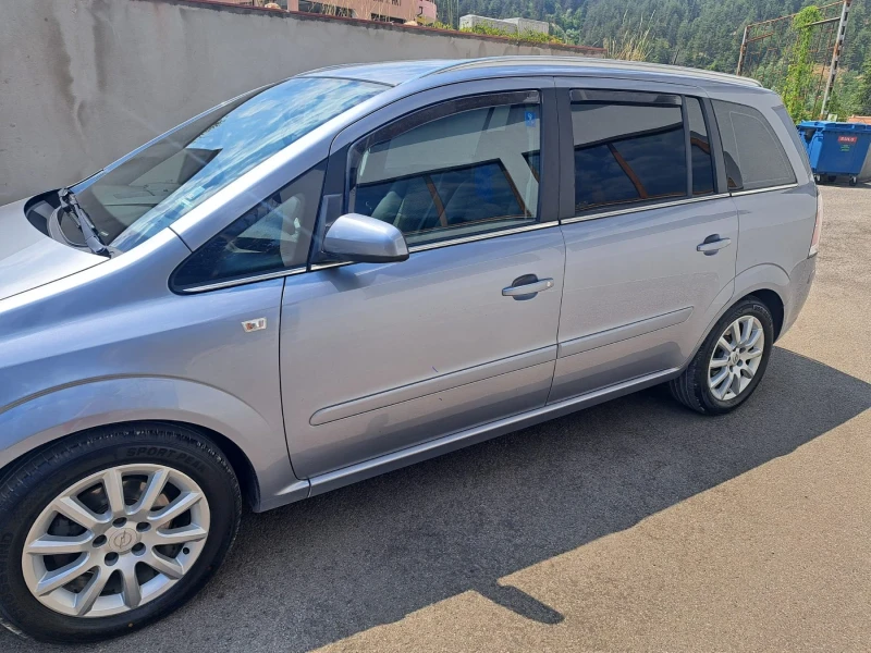 Opel Zafira, снимка 6 - Автомобили и джипове - 52772954
