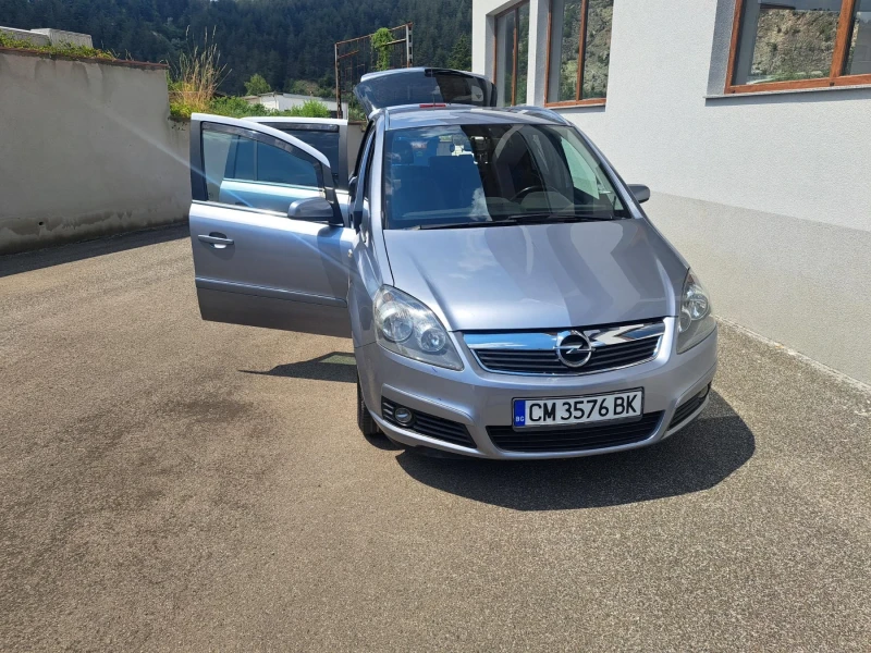 Opel Zafira, снимка 3 - Автомобили и джипове - 52772954