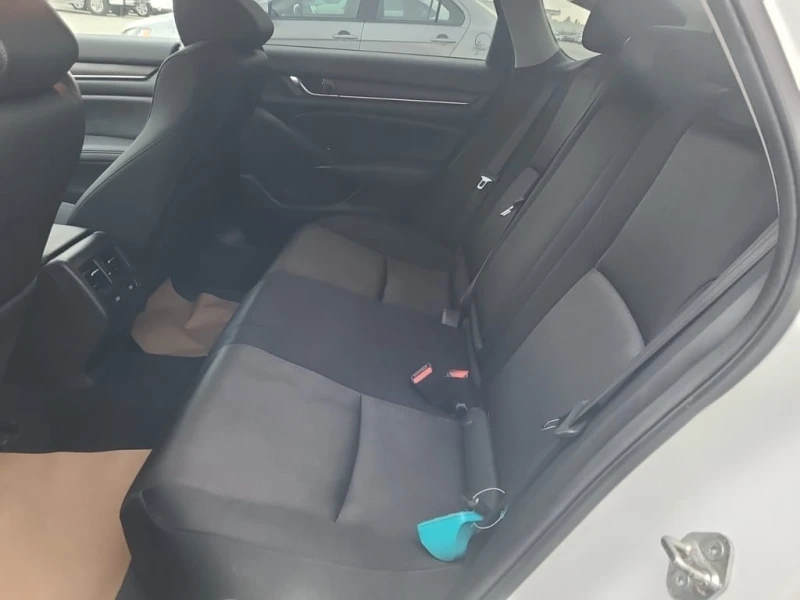 Honda Accord * CARFAX * БЕЗ ПЪРВОНАЧАЛНА ВНОСКА, снимка 12 - Автомобили и джипове - 52891103