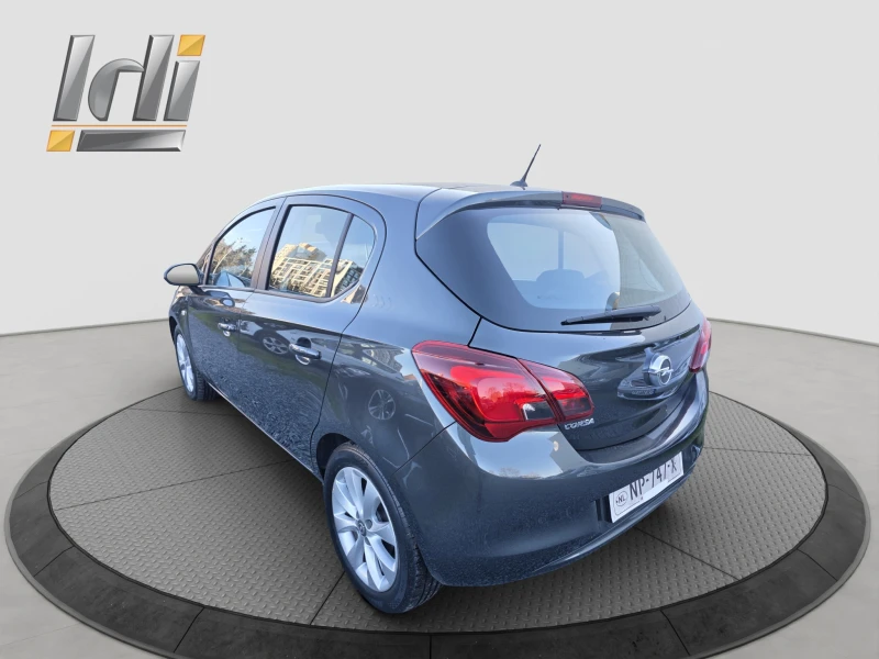 Opel Corsa 1.4i, снимка 4 - Автомобили и джипове - 53046924