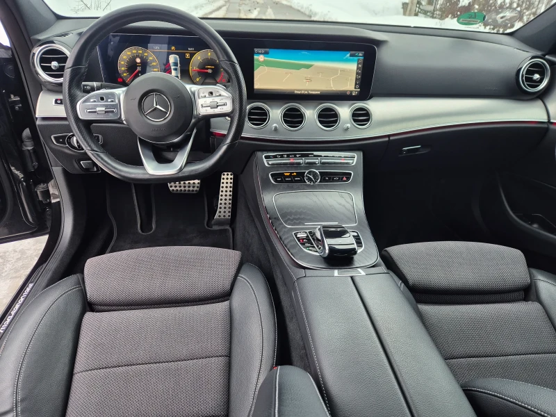 Mercedes-Benz E 220 AMG /9Gtronic /11.19г, снимка 12 - Автомобили и джипове - 53329949