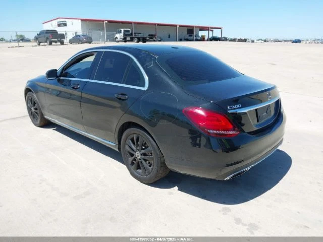 Mercedes-Benz C 300 AMG LINE - изображение 5