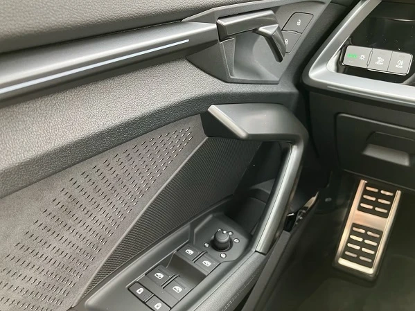 Audi Rs3 = Black Optic Plus = Гаранция, снимка 5 - Автомобили и джипове - 54970023