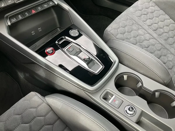 Audi Rs3 = Black Optic Plus = Гаранция, снимка 7 - Автомобили и джипове - 54970023