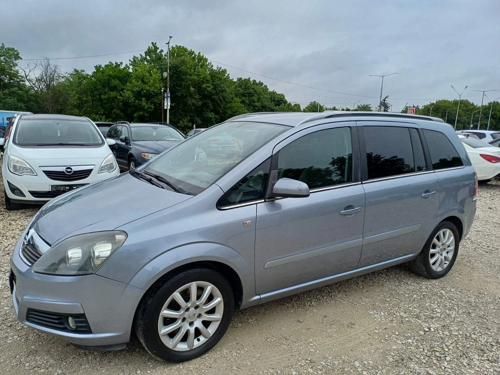 Opel Zafira 1.9cdti 120k.c * UNIKAT*  - изображение 2