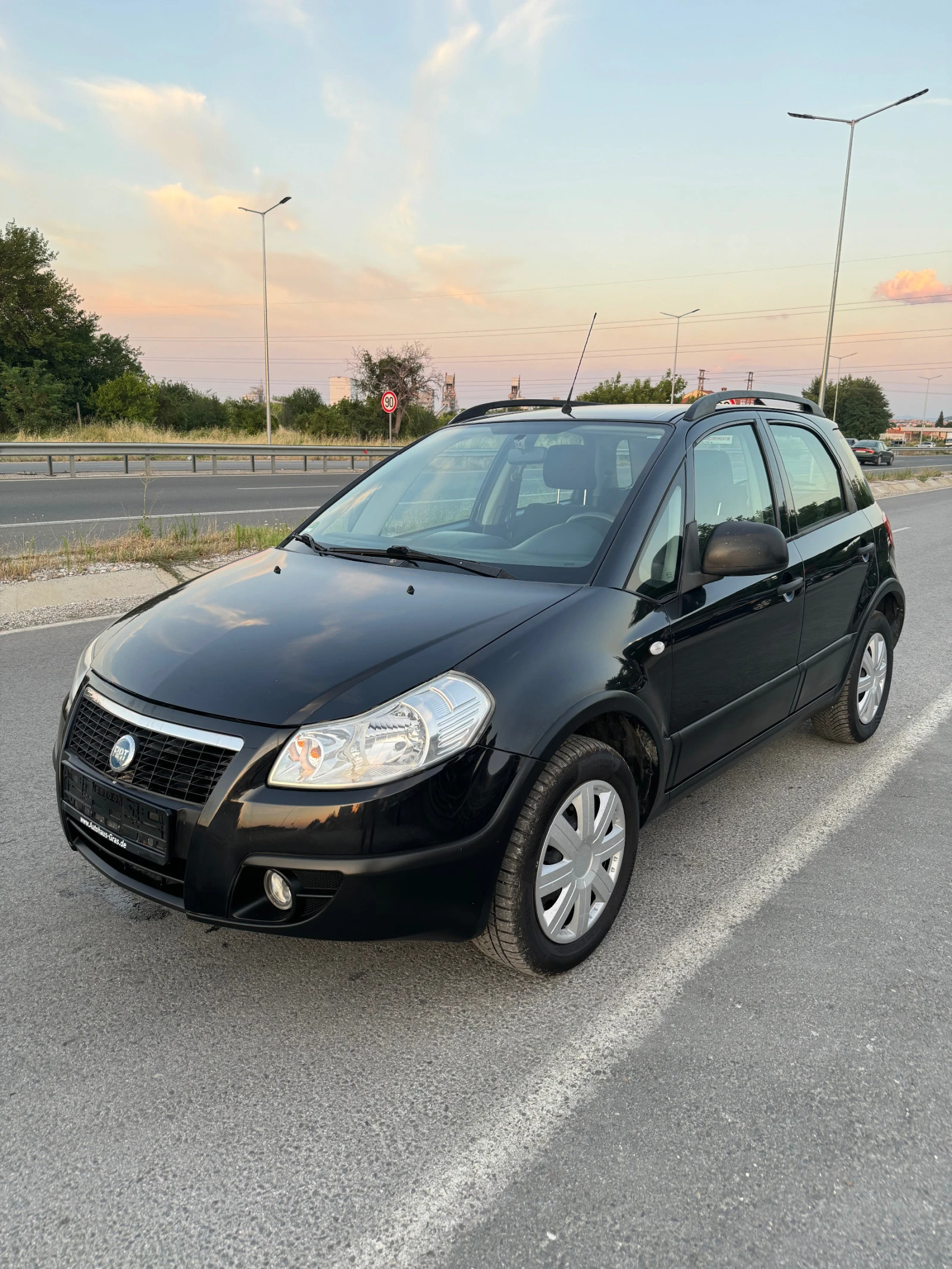 Fiat Sedici 1.6 Бензин 4Х4 - изображение 2