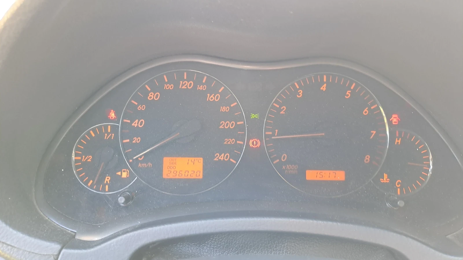Toyota Avensis 1.8 бензин/газ  - изображение 7