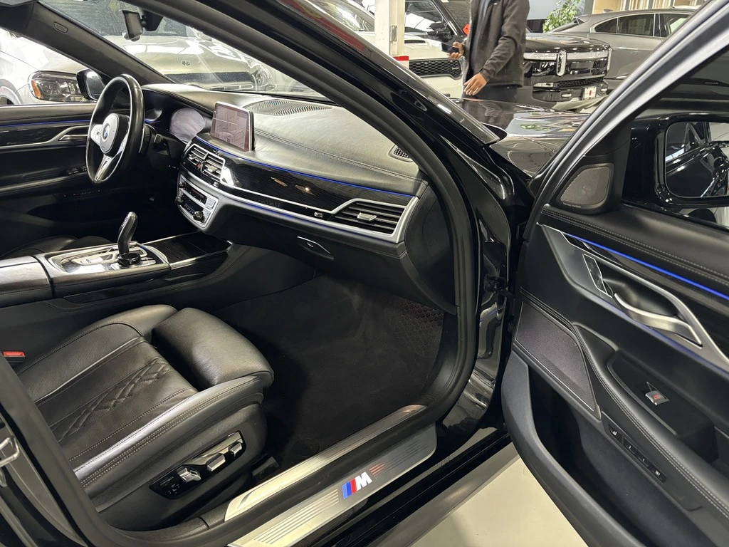 BMW 750 M PACK/HEADS UP/MASSAGE/XDRIVE  - изображение 8