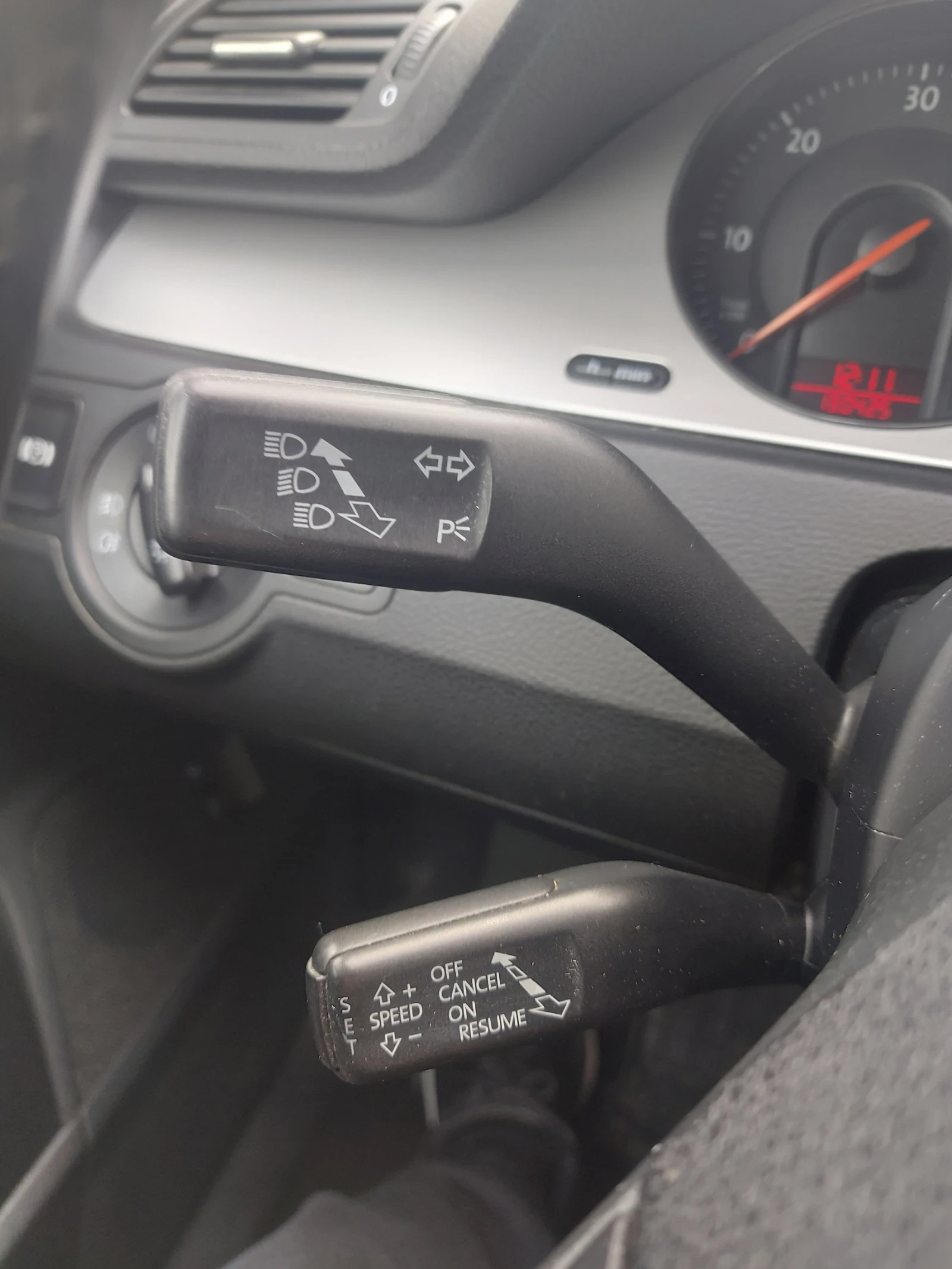 VW Passat | Mobile.bg   13