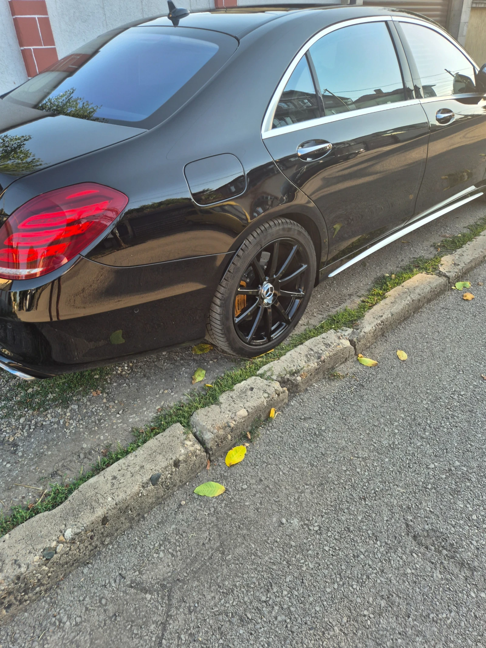 Mercedes-Benz S 63 AMG 4 МАТIK - изображение 2