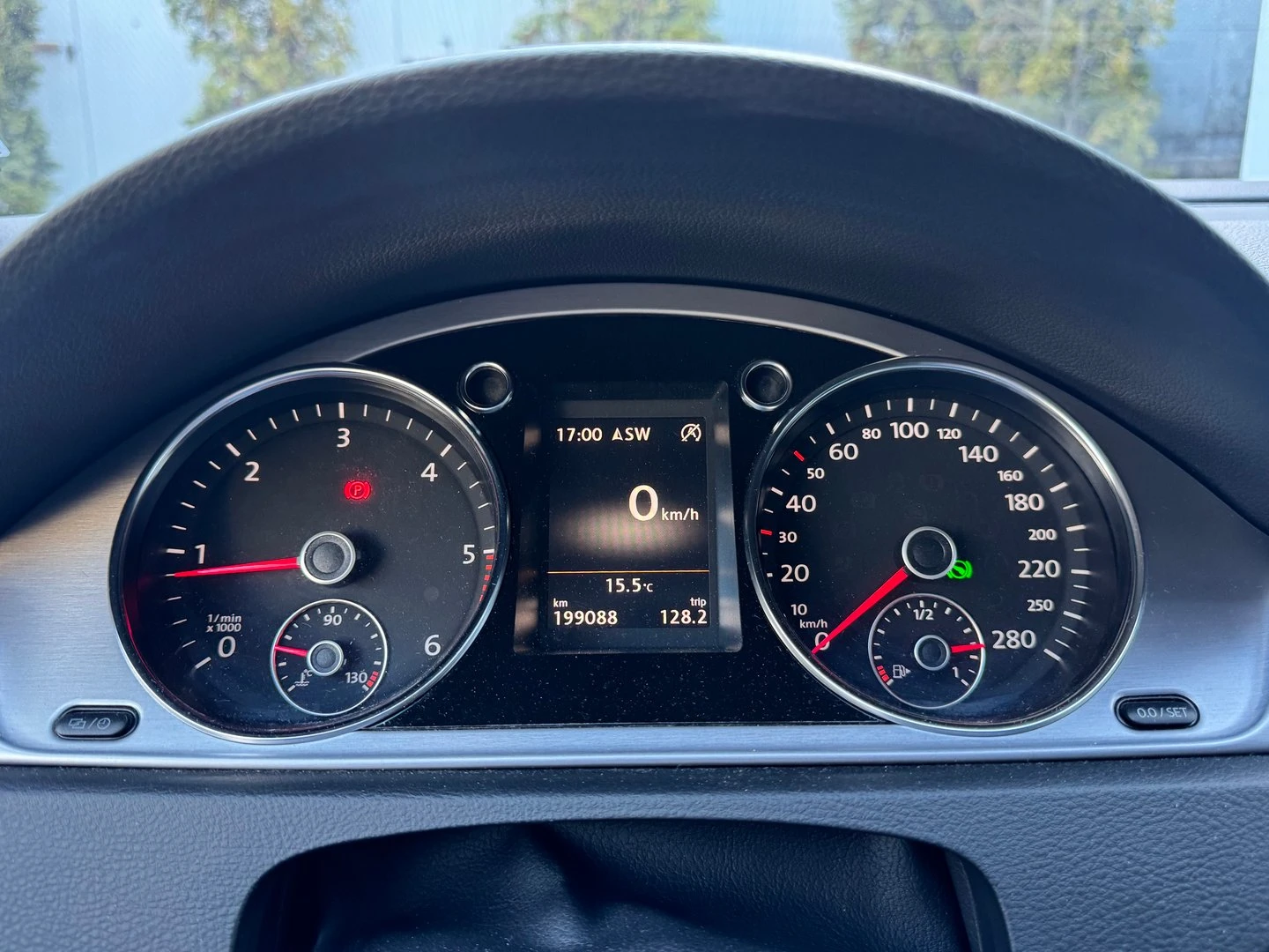 VW Passat SS 2.0TDI BMT, снимка 16 - Автомобили и джипове - 55650372