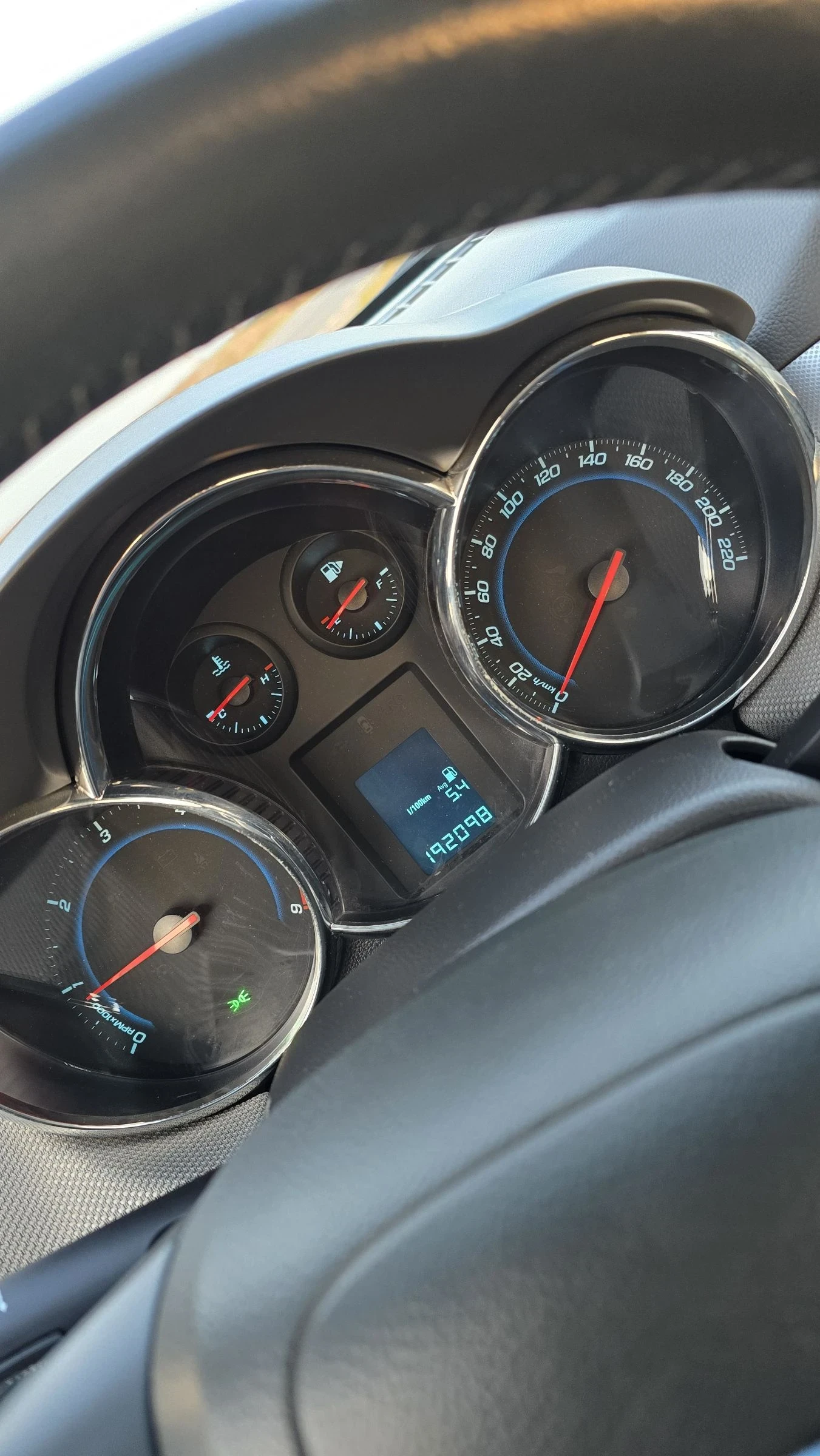 Chevrolet Cruze 2.0VCDI, снимка 8 - Автомобили и джипове - 53866311