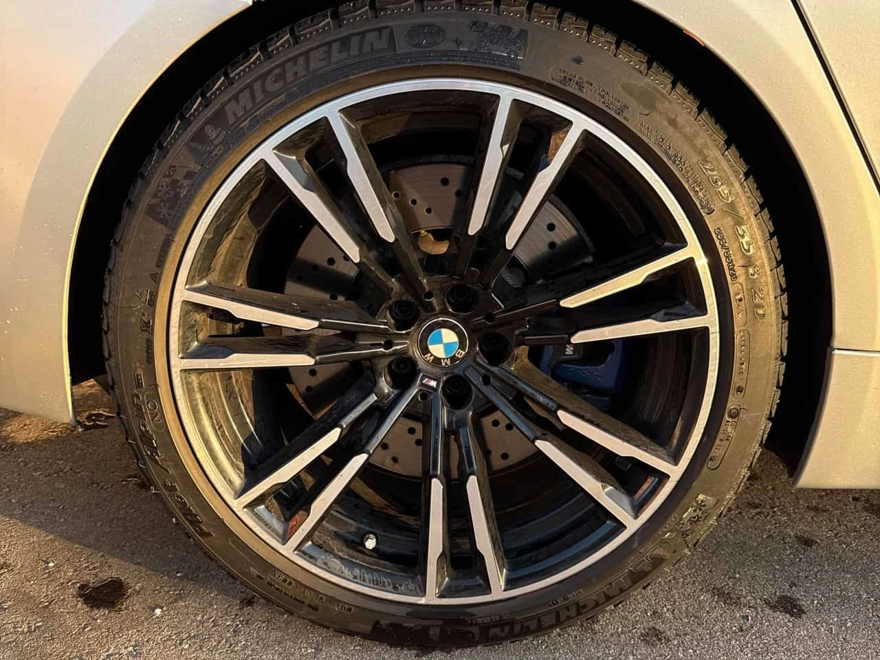 BMW M5 4.4L V8 | HEAD-UP | KEYLESS | ОБДУХВАНЕ | КЛИП | 3, снимка 9 - Автомобили и джипове - 53960067