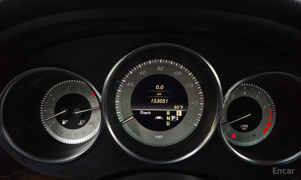 Mercedes-Benz CLS 550 AMG PACK* HARMAN KARDON* ГЕНЕРАЦИЯ* ОБДУХВАНЕ* , снимка 10 - Автомобили и джипове - 53973026