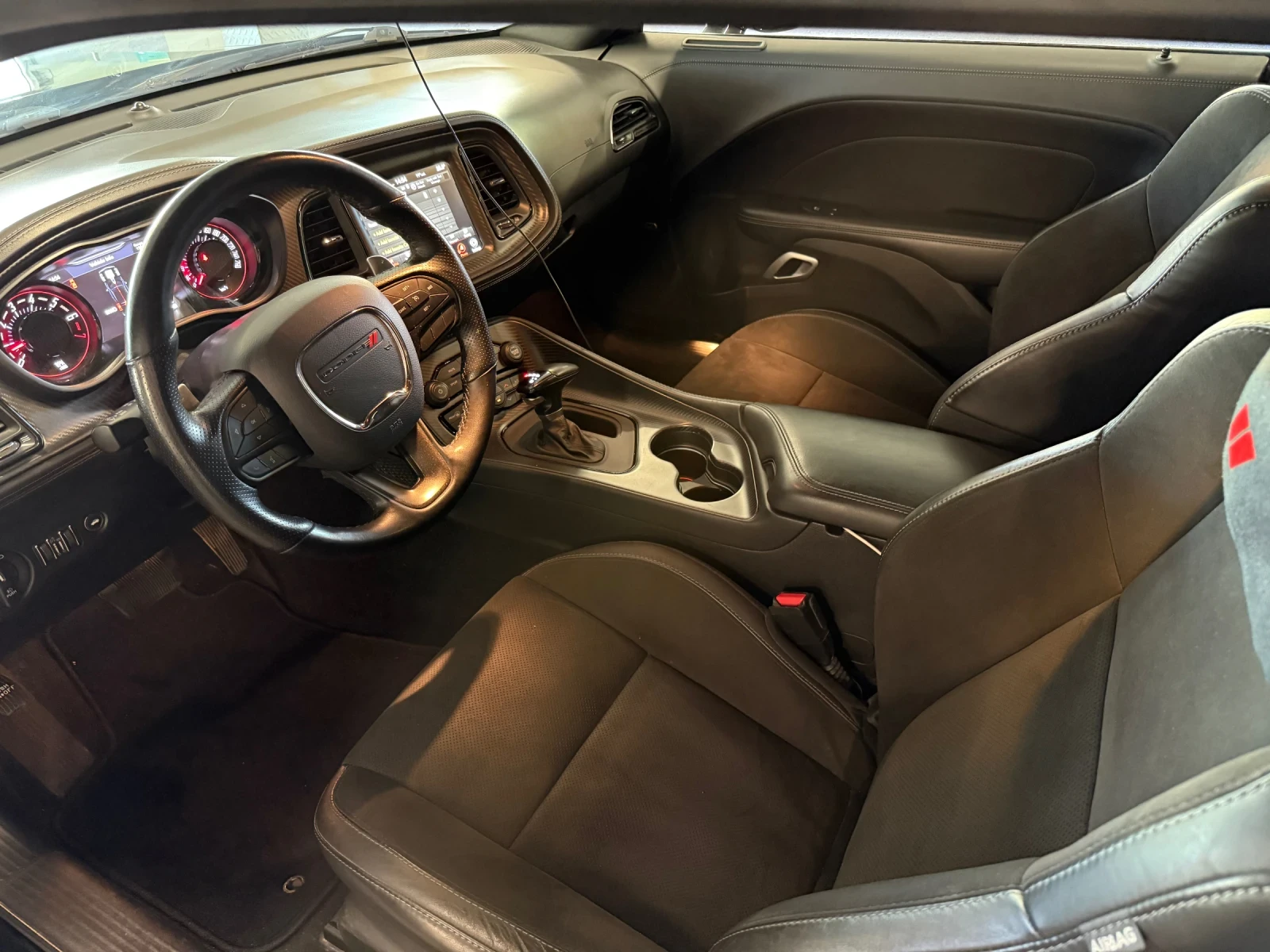 Dodge Challenger GT, снимка 12 - Автомобили и джипове - 54084951