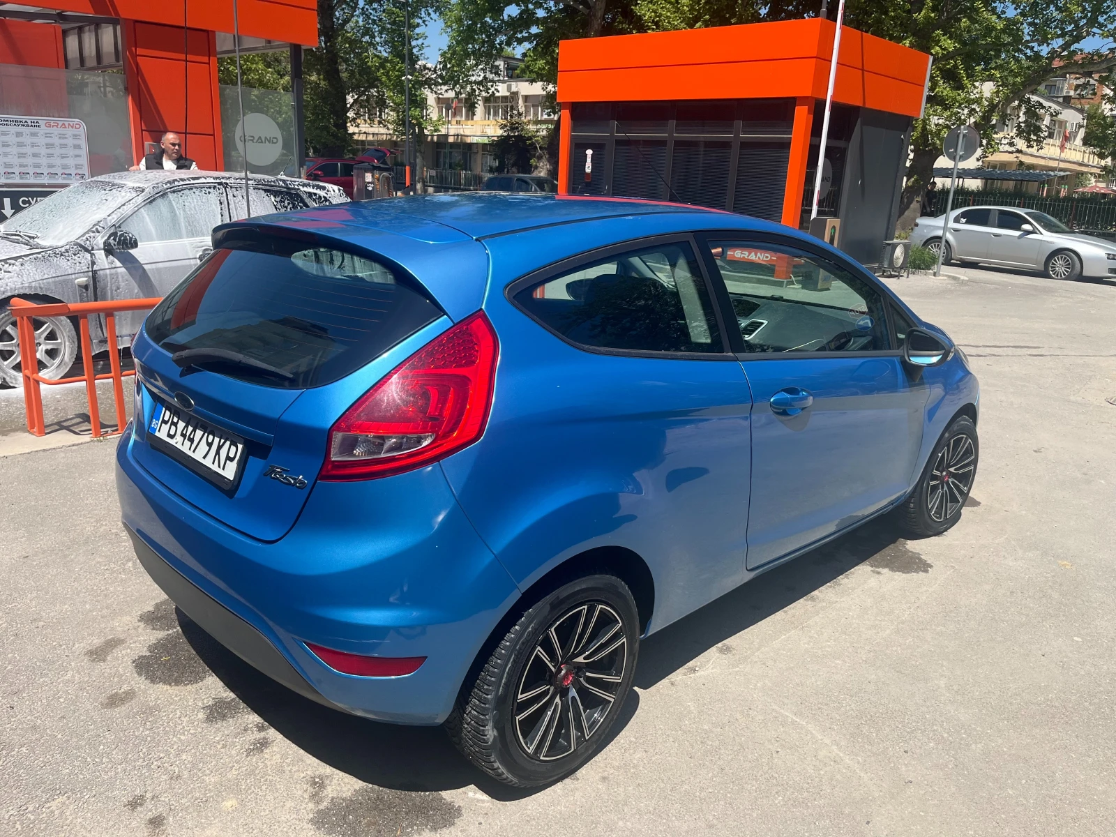 Ford Fiesta, снимка 3 - Автомобили и джипове - 54442545