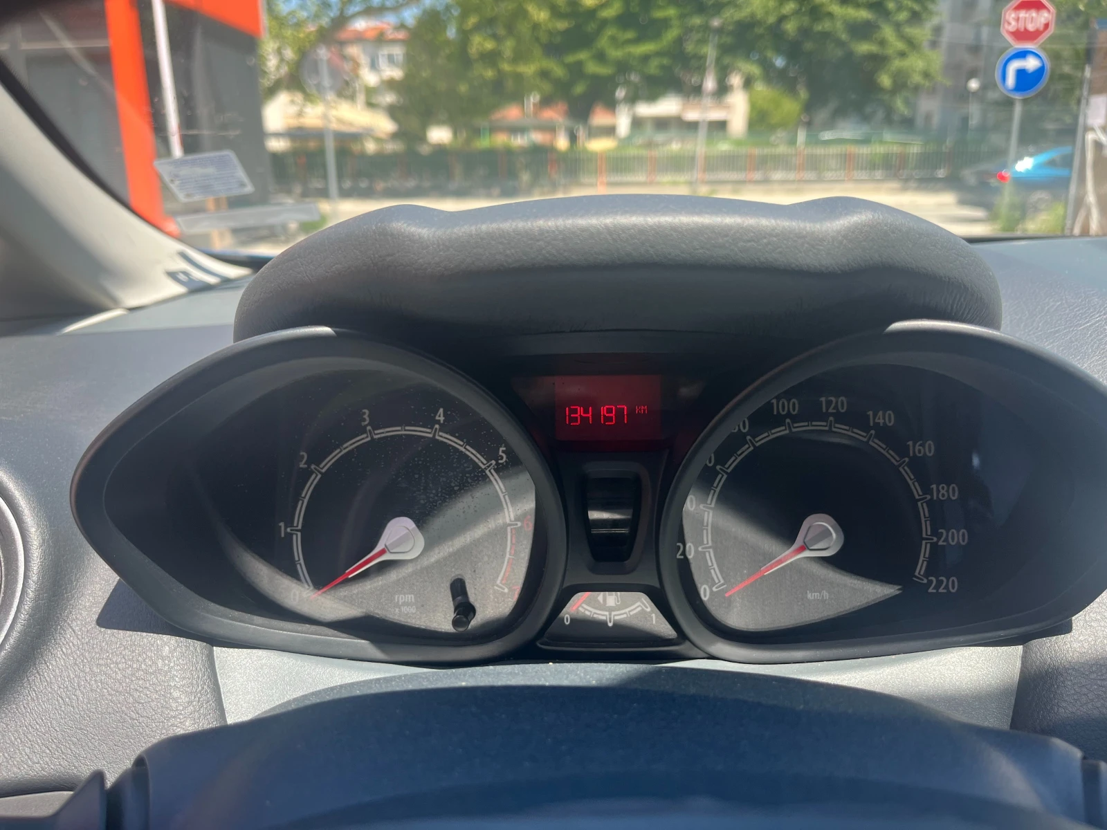 Ford Fiesta, снимка 8 - Автомобили и джипове - 54442545
