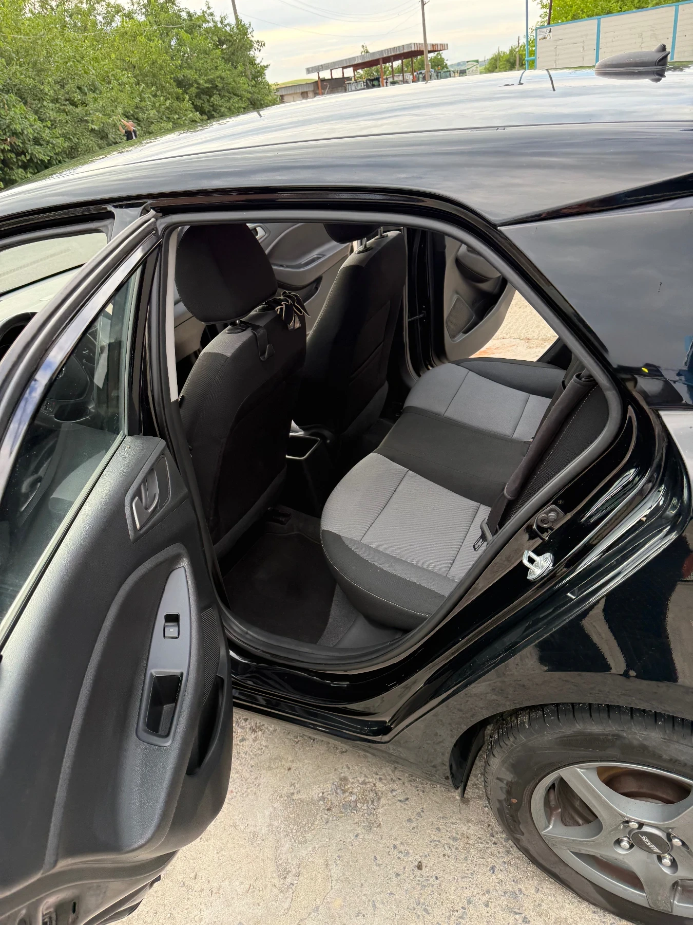 Hyundai I20, снимка 14 - Автомобили и джипове - 54956633