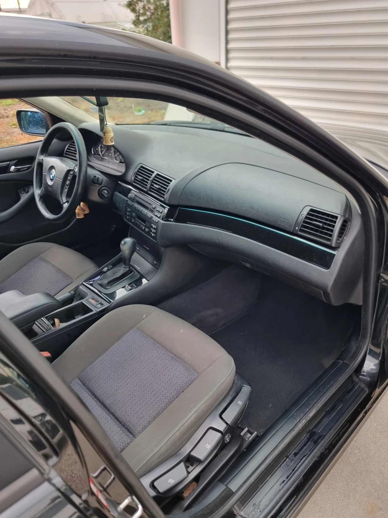 BMW 318 1.8, снимка 16 - Автомобили и джипове - 55124808