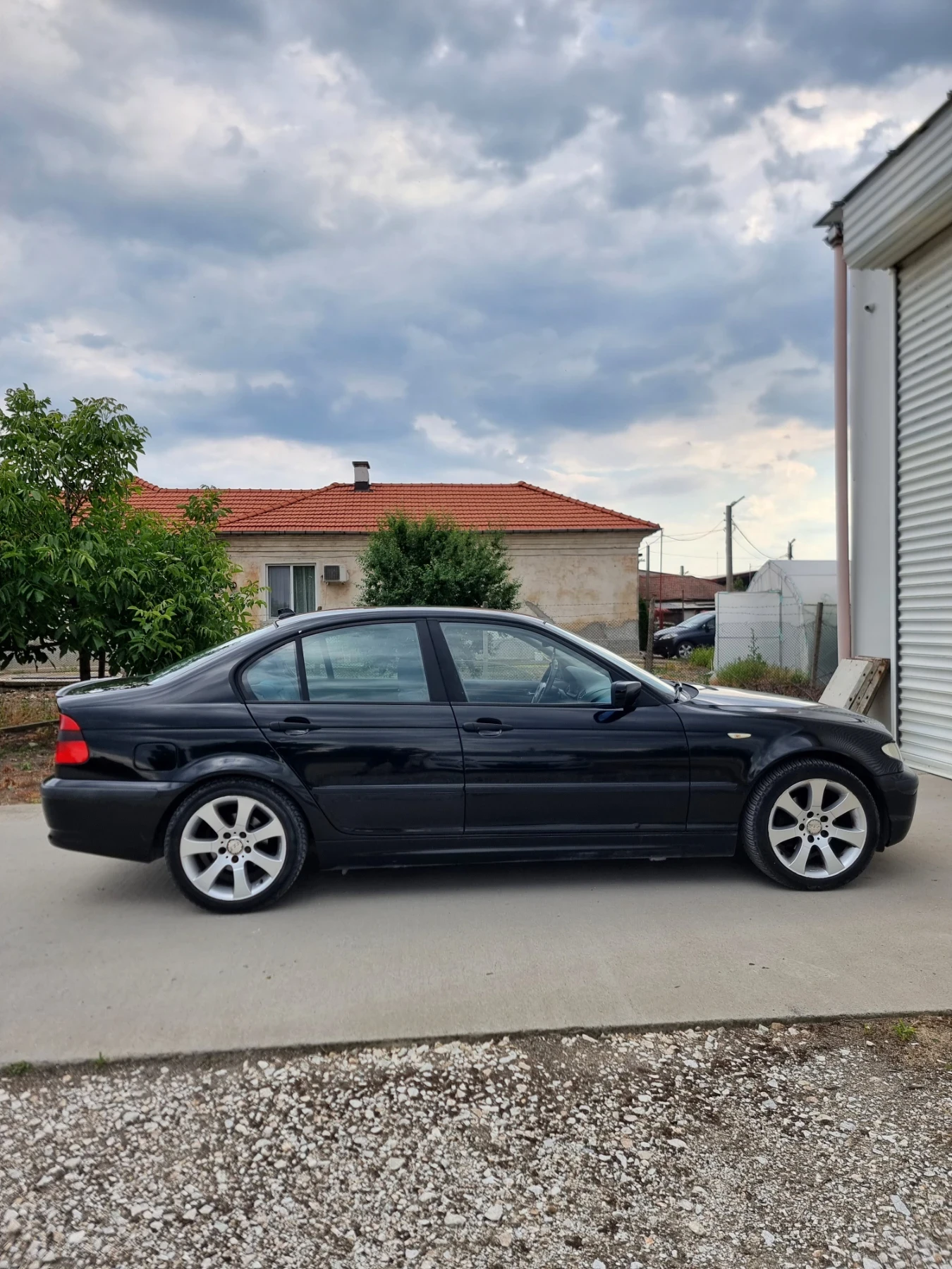 BMW 318 1.8, снимка 6 - Автомобили и джипове - 55124808