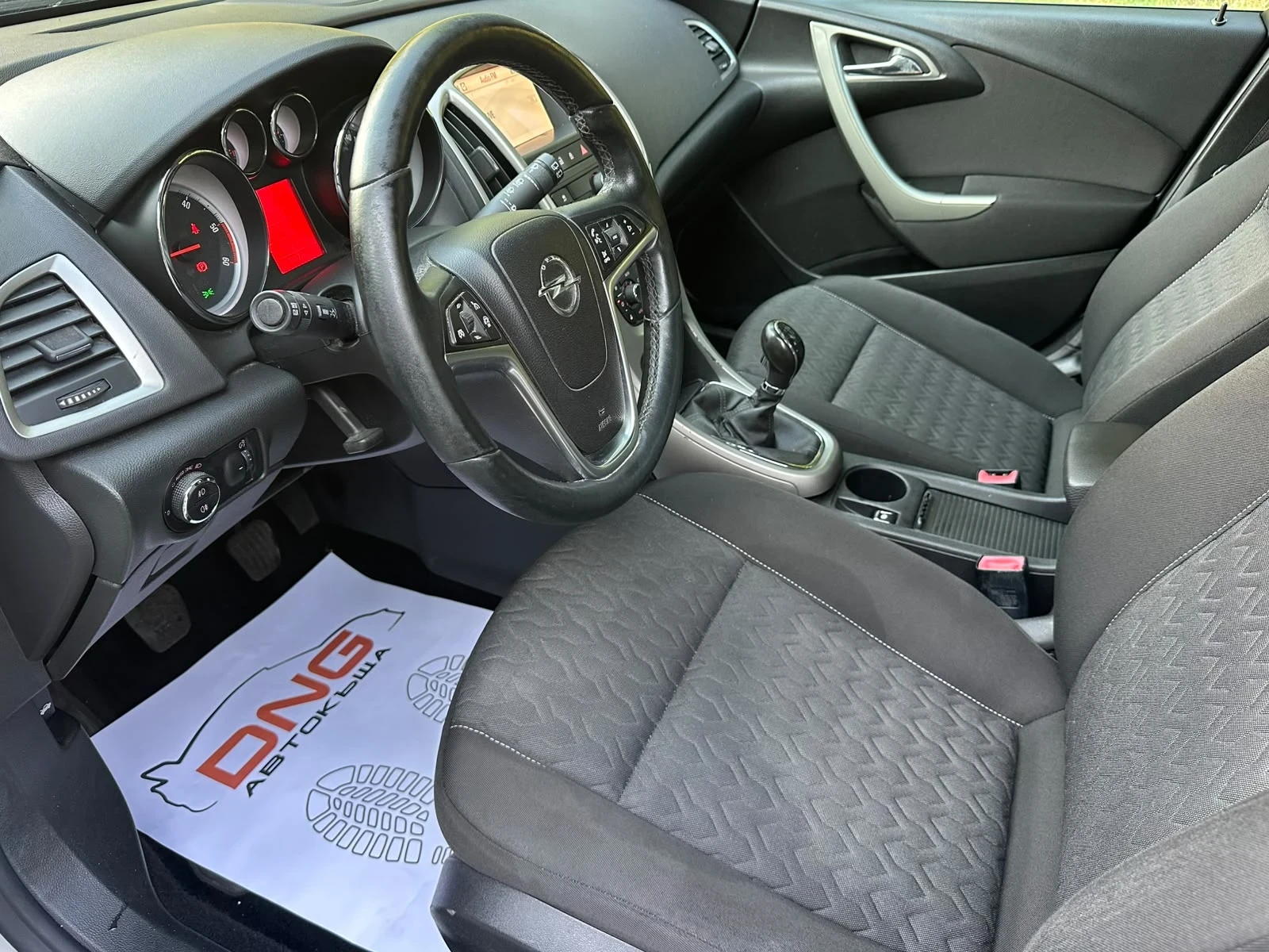 Opel Astra 2, 000CDTI EURO5, снимка 8 - Автомобили и джипове - 55294009