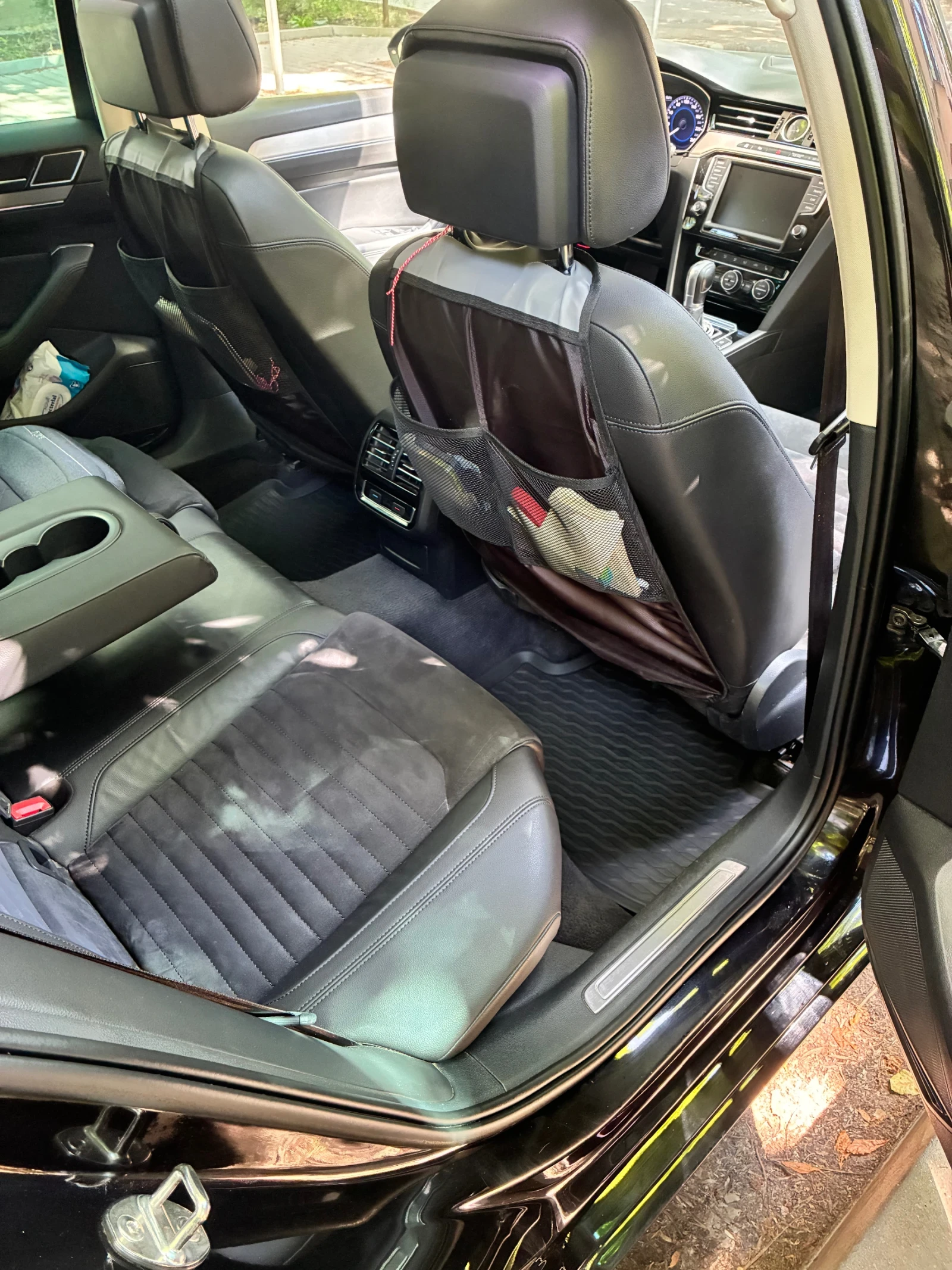 VW Passat B8 4 MOTION, снимка 13 - Автомобили и джипове - 55591343