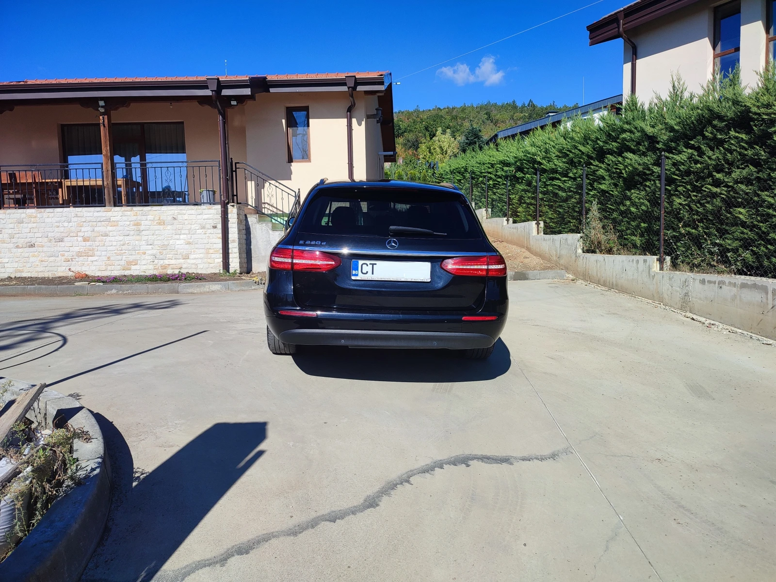 Mercedes-Benz E 220 w213, снимка 3 - Автомобили и джипове - 56209300