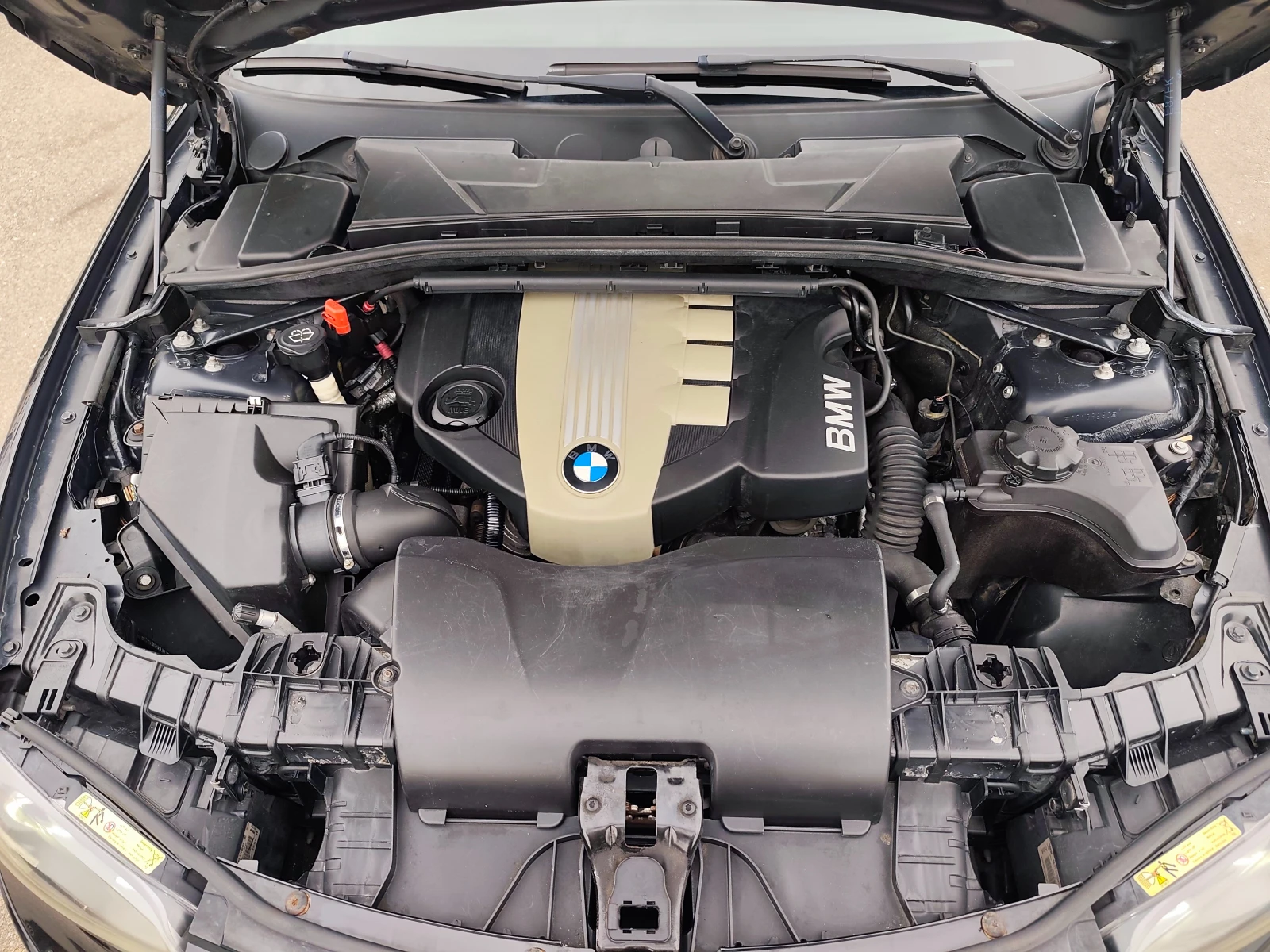 BMW 118 2.0D RECARO XENON, снимка 17 - Автомобили и джипове - 56230643