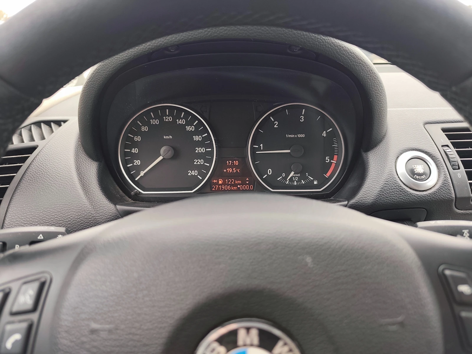 BMW 118 2.0D RECARO XENON, снимка 14 - Автомобили и джипове - 56230643