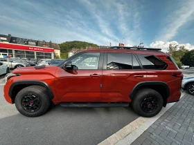 Toyota Sequoia TRD PRO 4WD i-FORCE MAX, снимка 2