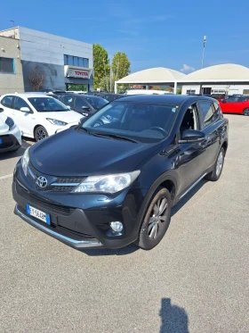 Toyota Rav4 2.0D4D  4X4 КОЖА/НАВИГАЦИЯ/КАМЕРА, снимка 3