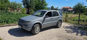 Mercedes-Benz ML 2.7 ръчка