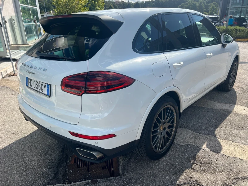 Porsche Cayenne 3.0 d директен вносител, снимка 5 - Автомобили и джипове - 47382795