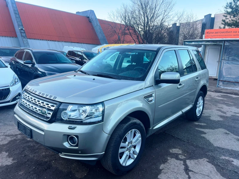 Land Rover Freelander 2.2 TD4 SE, снимка 1 - Автомобили и джипове - 48424111