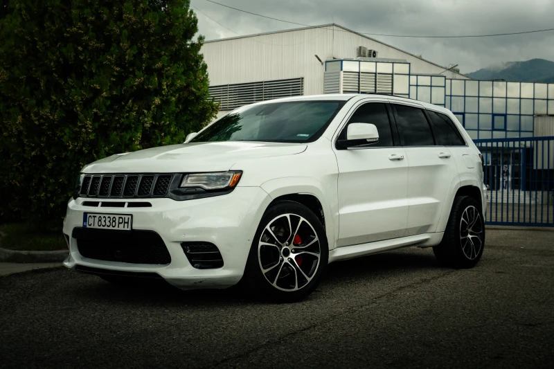 Jeep Grand cherokee SRT, снимка 2 - Автомобили и джипове - 52319598