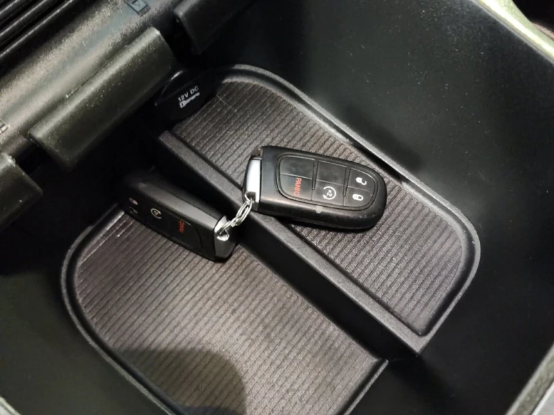 Dodge RAM 1500 * SPORT CREW CAB SHORT BED * CARFAX * БЕЗ ПЪРВОНАЧ, снимка 8 - Автомобили и джипове - 53413504