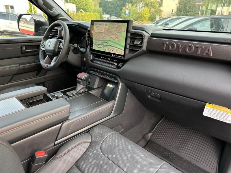 Toyota Sequoia TRD PRO 4WD i-FORCE MAX, снимка 6 - Автомобили и джипове - 53447216