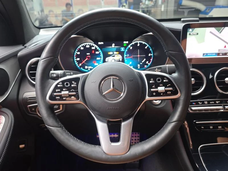 Mercedes-Benz GLC 220 1.9 654920 Automatic КРАЙНА ЦЕНА: 24845 EUR, снимка 13 - Автомобили и джипове - 55966491