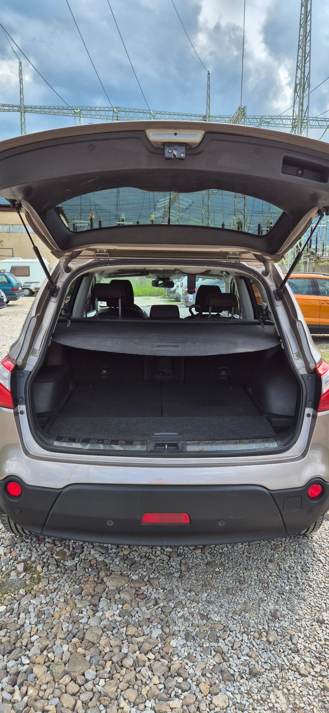 Nissan Qashqai + 2 - изображение 7