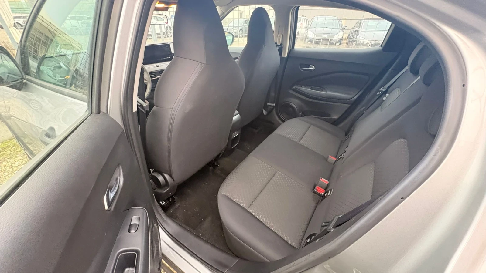 Nissan Juke  1.0 DIG-T 114 CV DCT Tekna (84 kw) - изображение 10