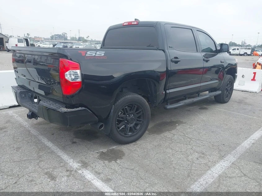 Toyota Tundra 5.7l Sr5, снимка 4 - Автомобили и джипове - 53907281