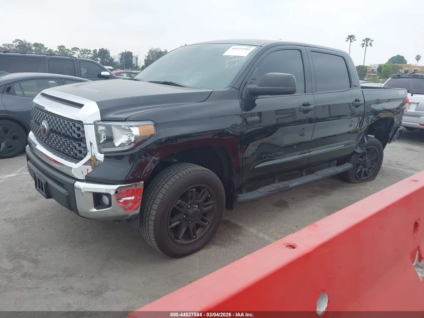 Toyota Tundra 5.7l Sr5, снимка 2 - Автомобили и джипове - 53907281