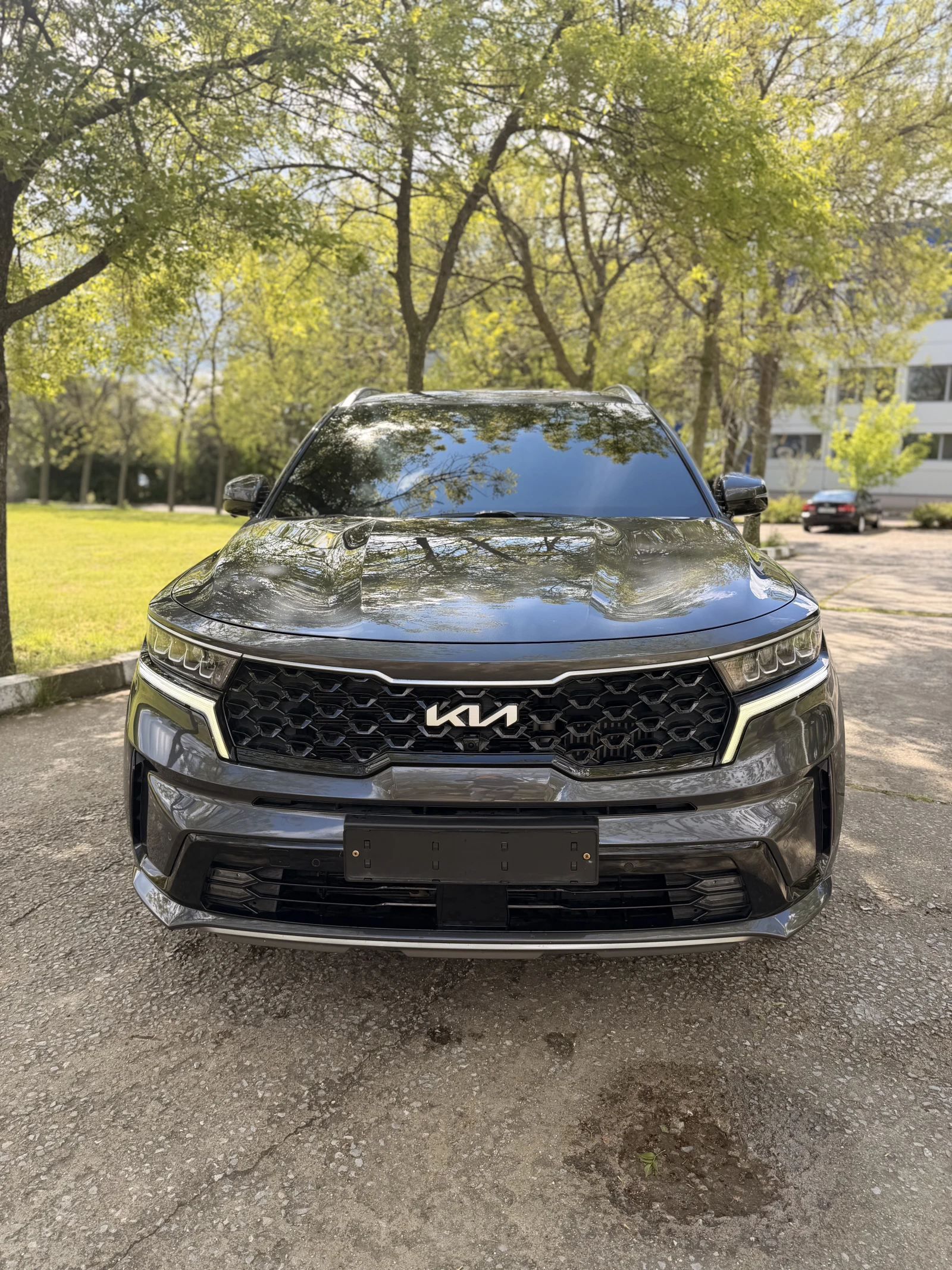 Kia Sorento Hybrid 6+ 1 4WD, снимка 2 - Автомобили и джипове - 54445050
