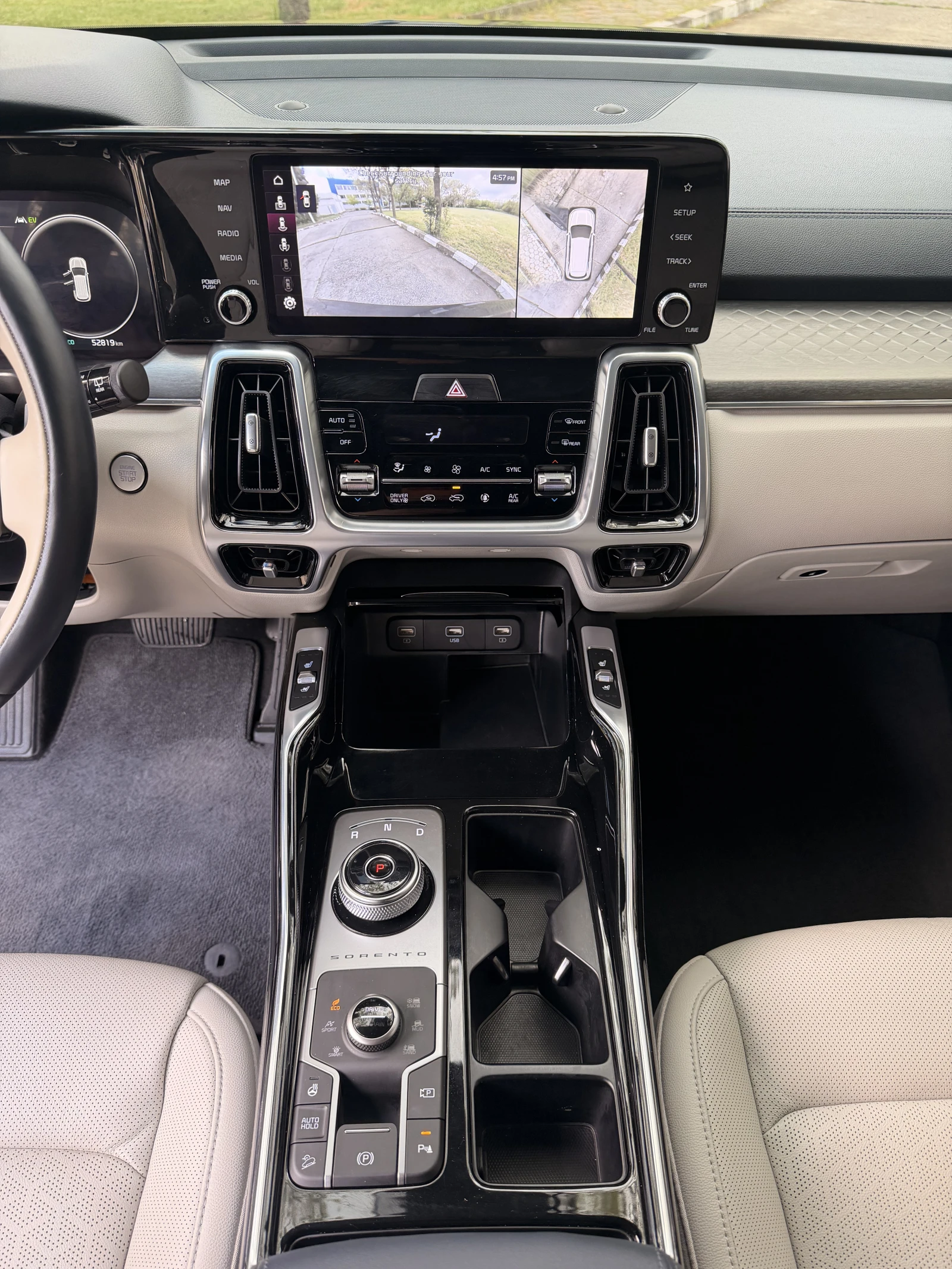 Kia Sorento Hybrid 6+ 1 4WD, снимка 8 - Автомобили и джипове - 54445050